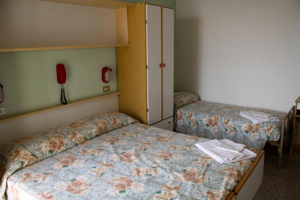 Hotel Bel Air Rivazzurra Di Rimini Стая снимка